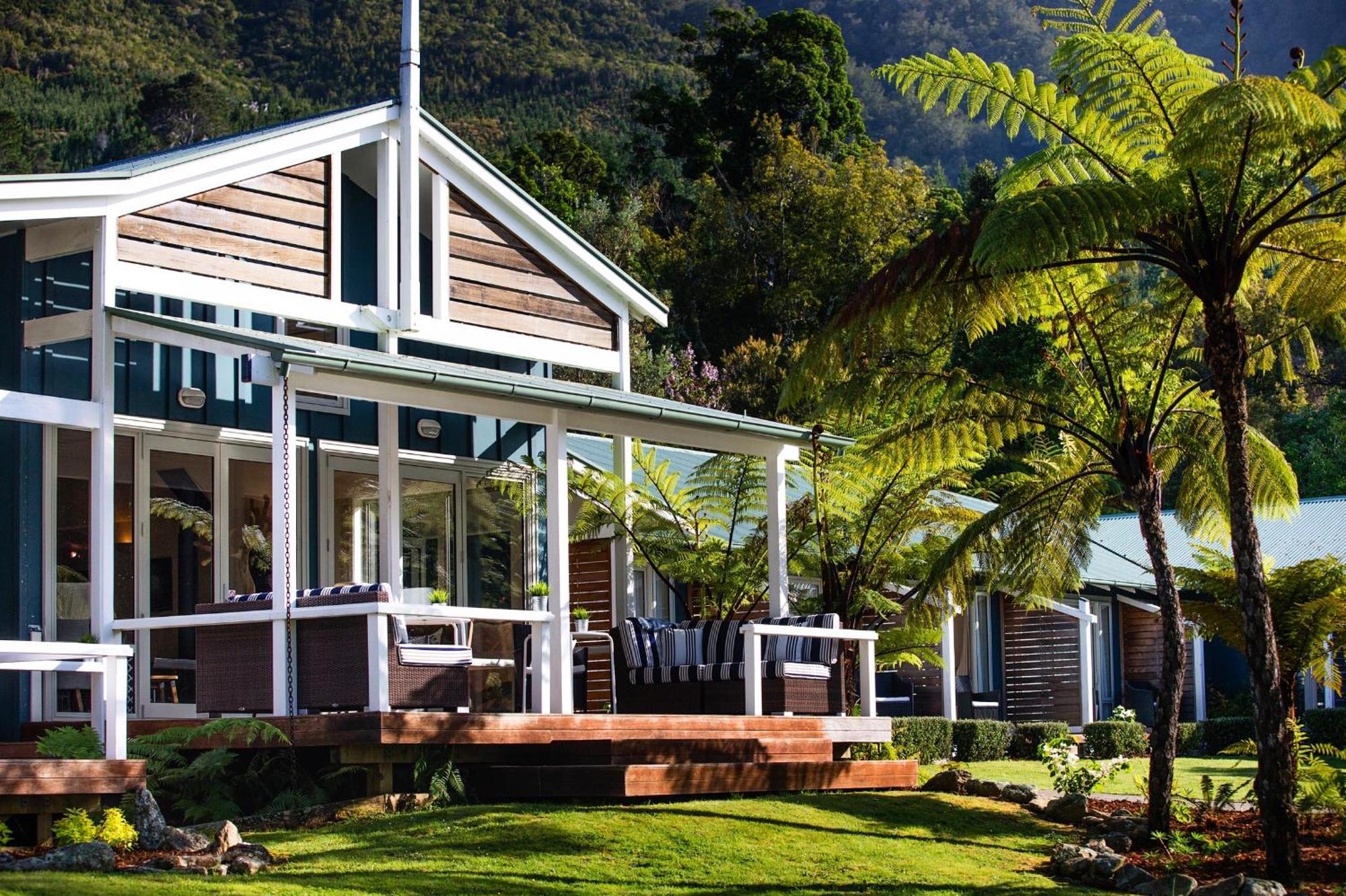 Raetihi Lodge Kenepuru Sounds 외부 사진